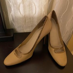 Tan Nine West Heels
